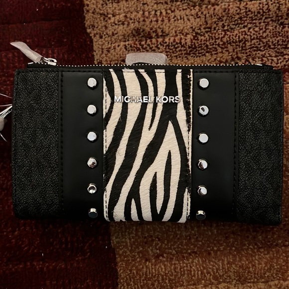 Michael Kors wallet Bag wristlet zebra stud Jet Set Double Zip Wristlet - Picture 1 of 10